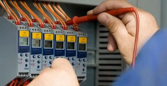 electrical contractors performing professional electrical system testing and configuration in Fort Wayne, IN