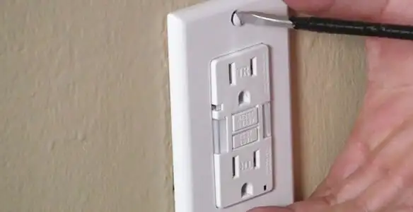 gfc outlets service securing and mounting ground fault circuit interrupter outlet by certified electricians in Fort Wayne, IN