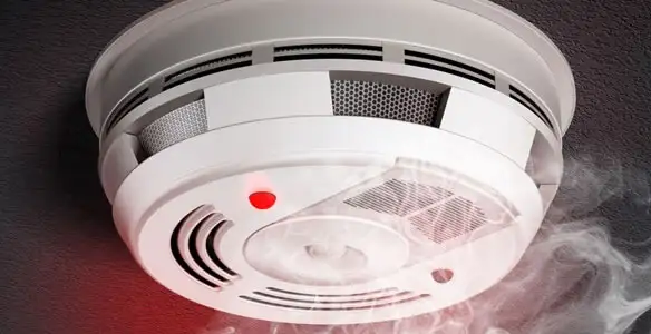 Installed smoke detector providing reliable fire detection in Fort Wayne, IN