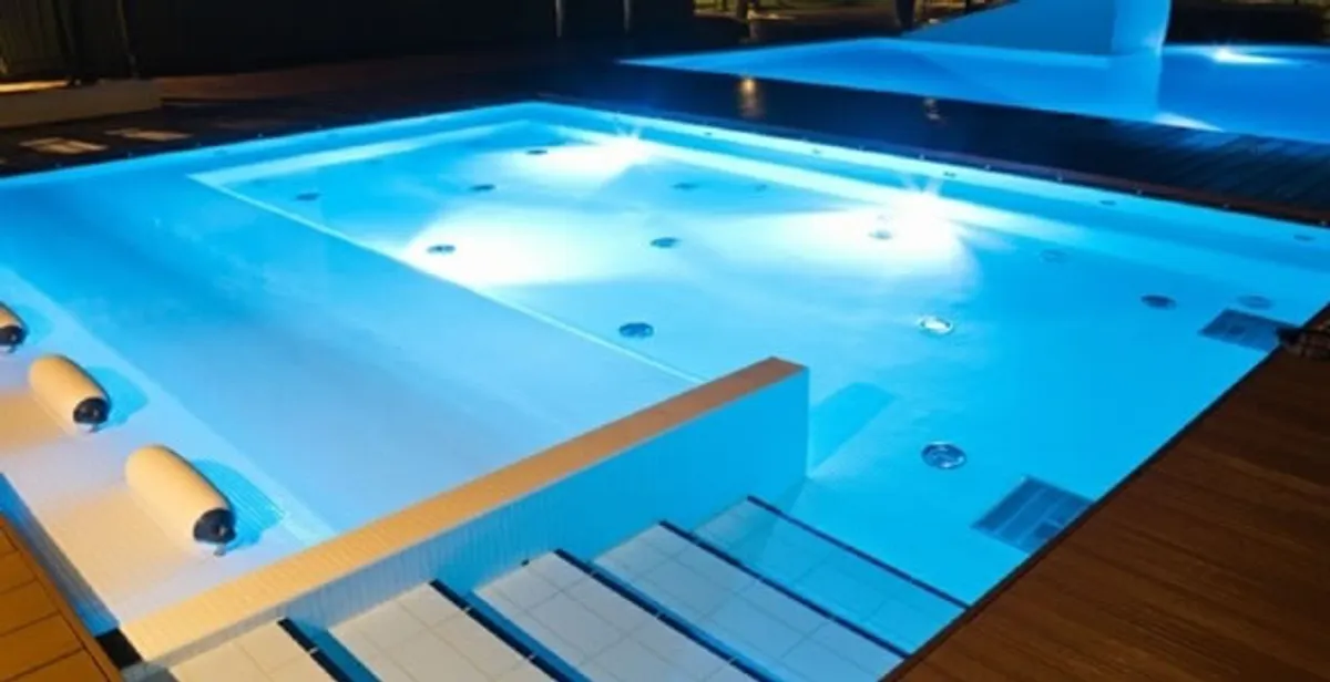 pool light installation and repair services providing modern illuminated pool lighting in Fort Wayne, IN